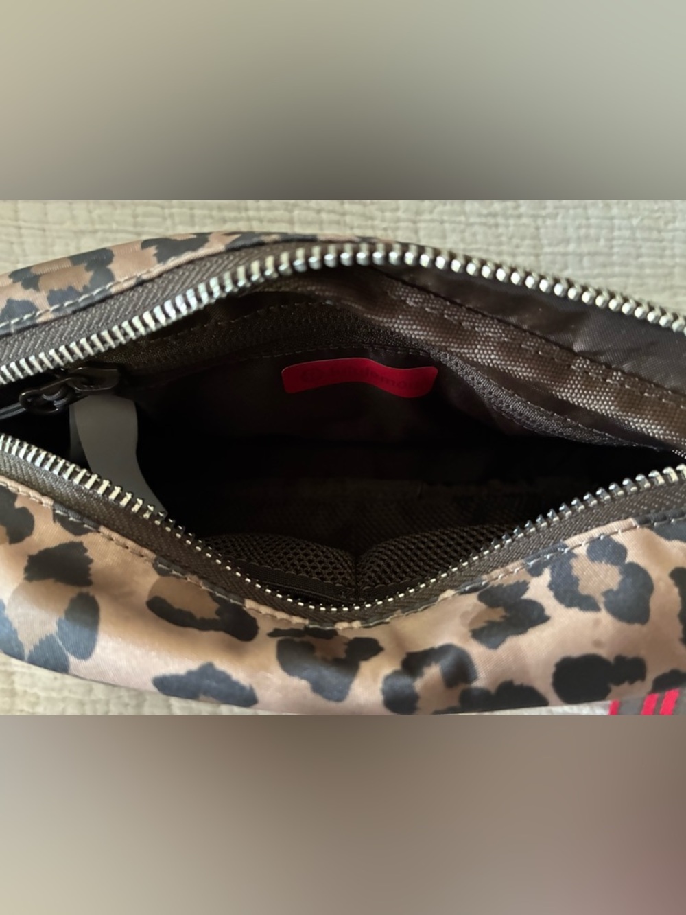 Lululemon Leopard Everywhere Crossbody Bag - Brown & Black- 2L - Picture 7 of 10